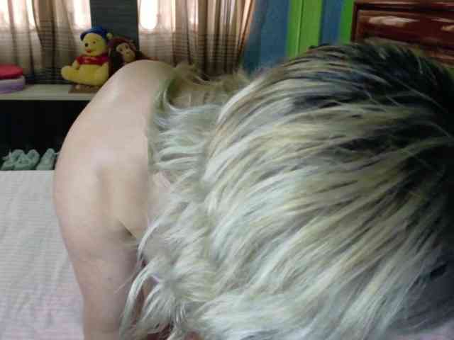 Charlizetheron1 webcam