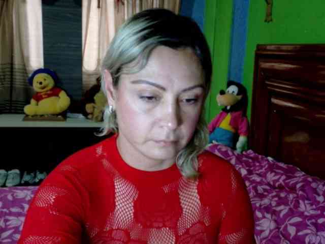 Charlizetheron1 webcam