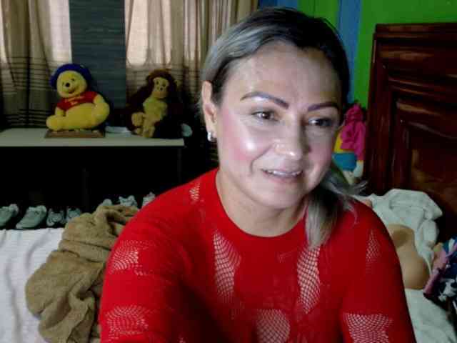 Charlizetheron1 webcam