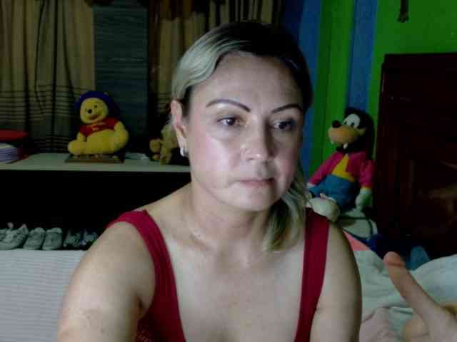 Charlizetheron1 webcam