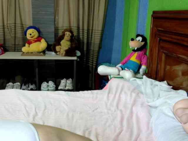 Charlizetheron1 webcam