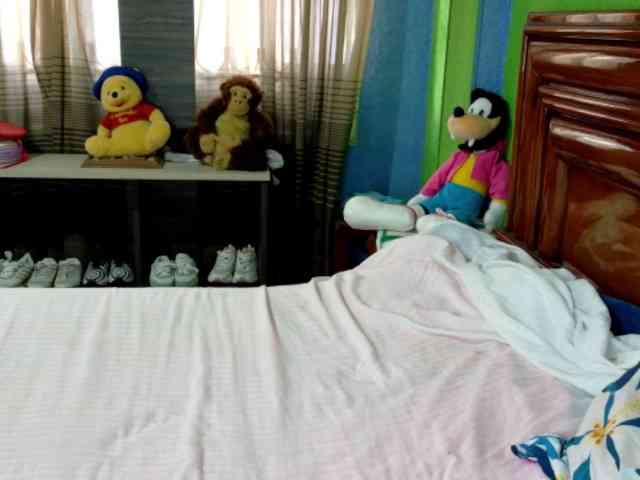 Charlizetheron1 webcam