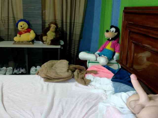 Charlizetheron1 webcam