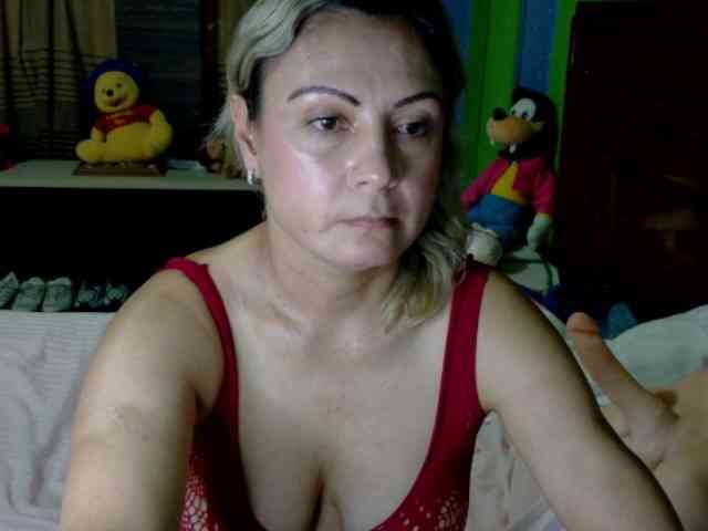 Charlizetheron1 webcam