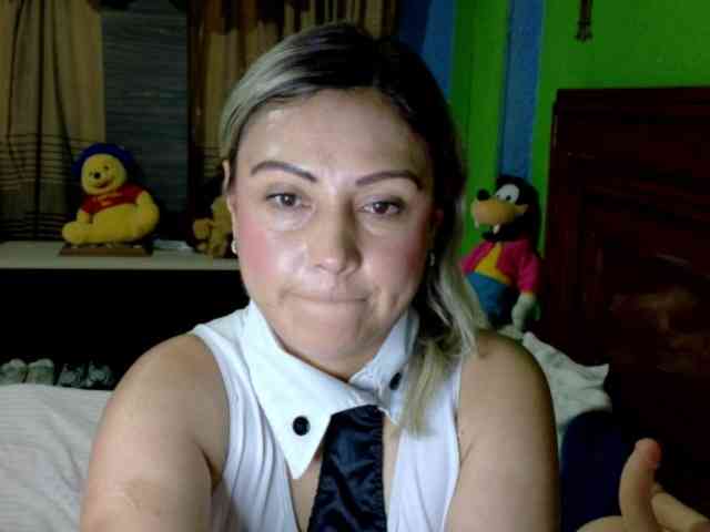 Charlizetheron1 webcam