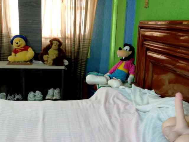 Charlizetheron1 webcam