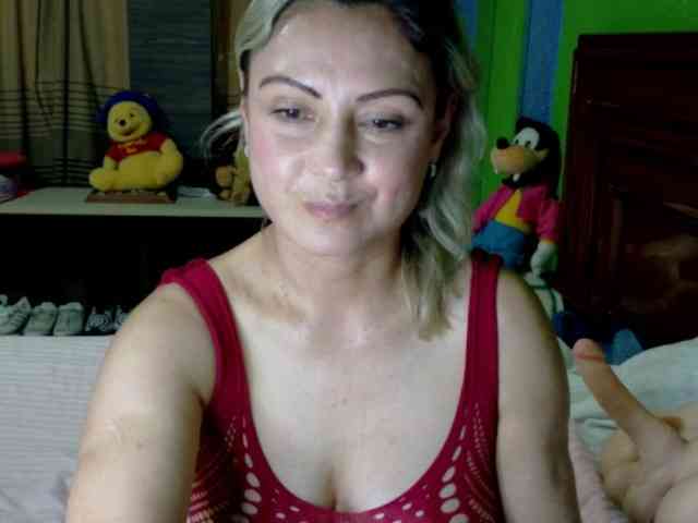 Charlizetheron1 webcam