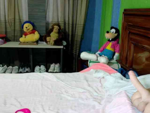 Charlizetheron1 webcam