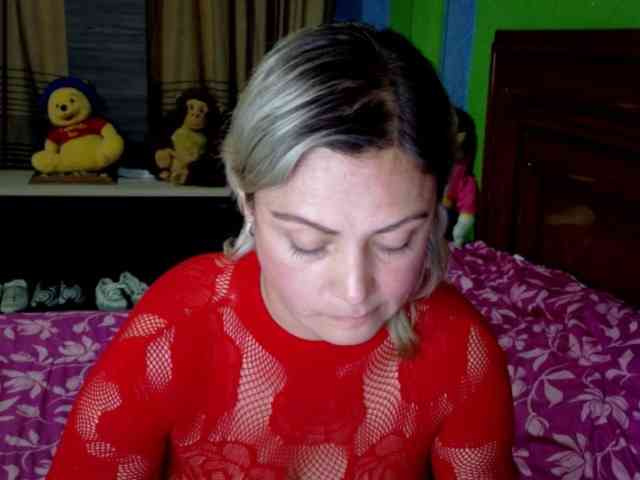 Charlizetheron1 webcam