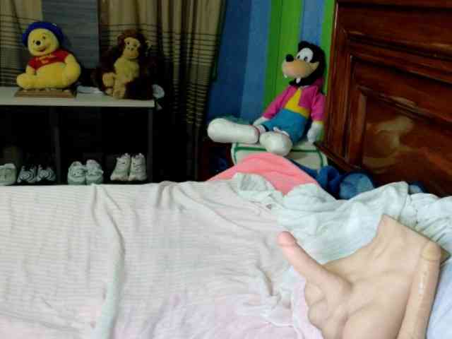 Charlizetheron1 webcam