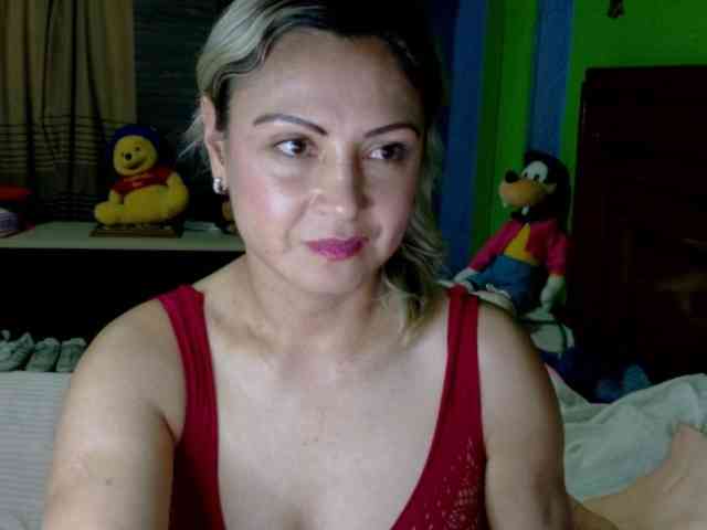 Charlizetheron1 webcam