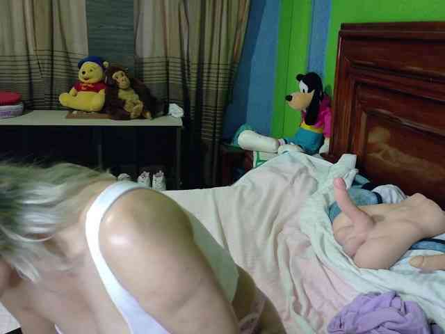 Charlizetheron1 webcam
