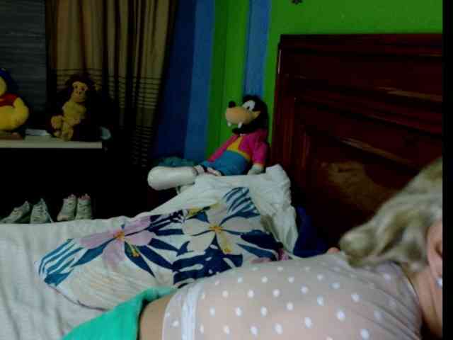 Charlizetheron1 webcam