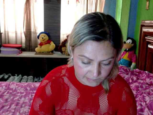 Charlizetheron1 webcam