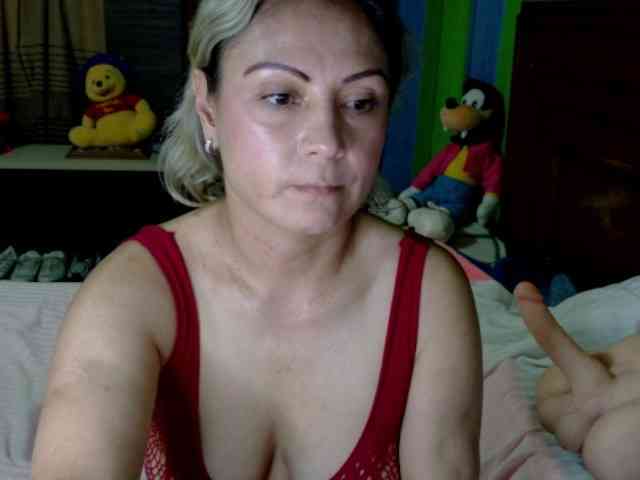 Charlizetheron1 webcam