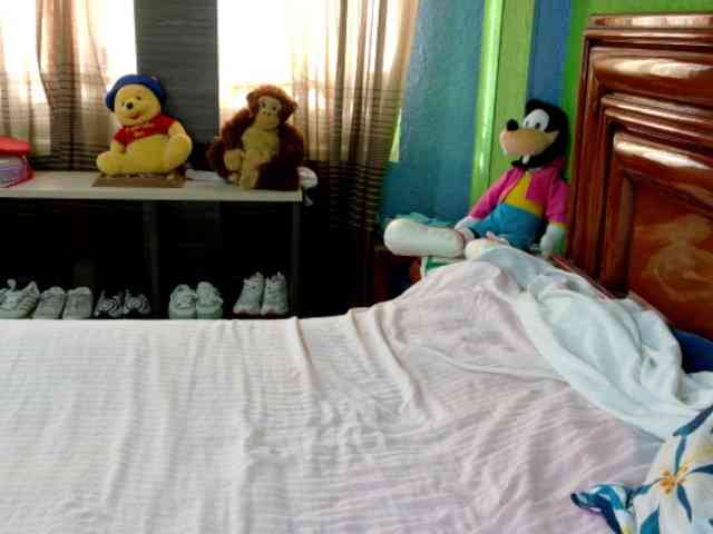 Charlizetheron1 webcam