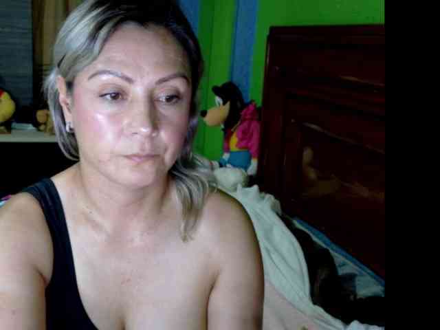 Charlizetheron1 webcam