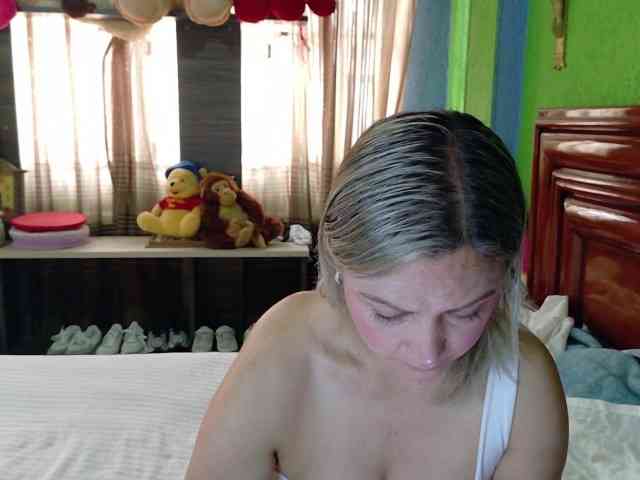 Charlizetheron1 webcam