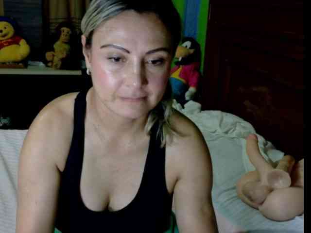 Charlizetheron1 webcam