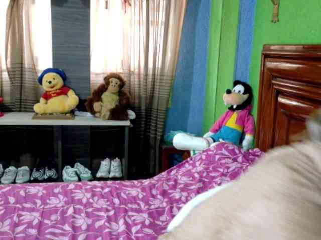 Charlizetheron1 webcam