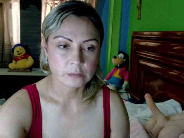 Charlizetheron1 webcam