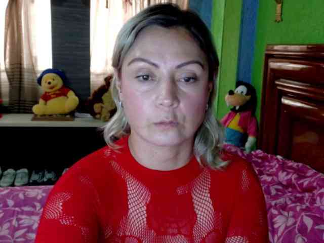 Charlizetheron1 webcam