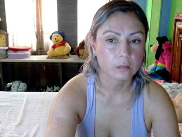 Charlizetheron1 webcam