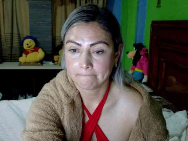Charlizetheron1 webcam