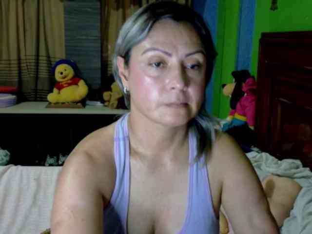 Charlizetheron1 webcam