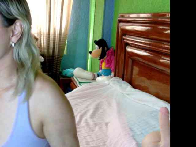 Charlizetheron1 webcam