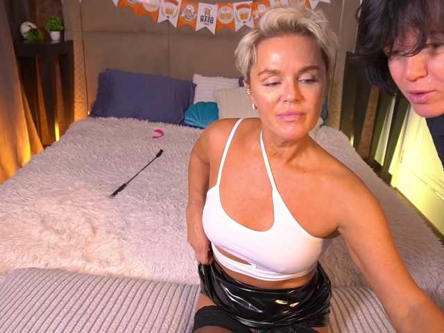 PleasureWeCouple