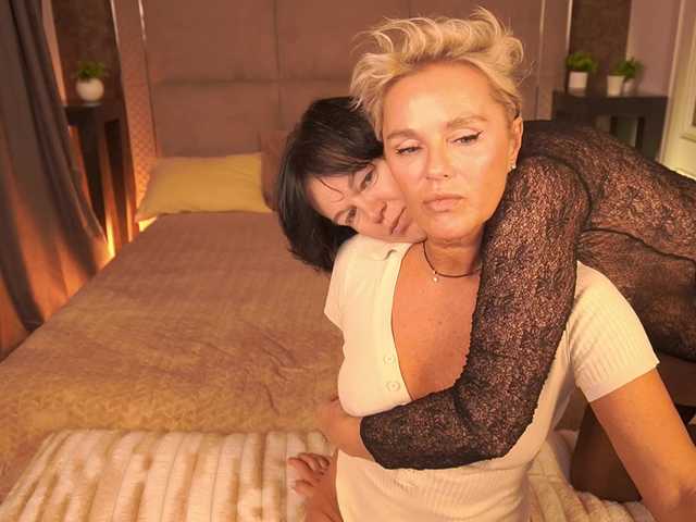 PleasureWeCouple