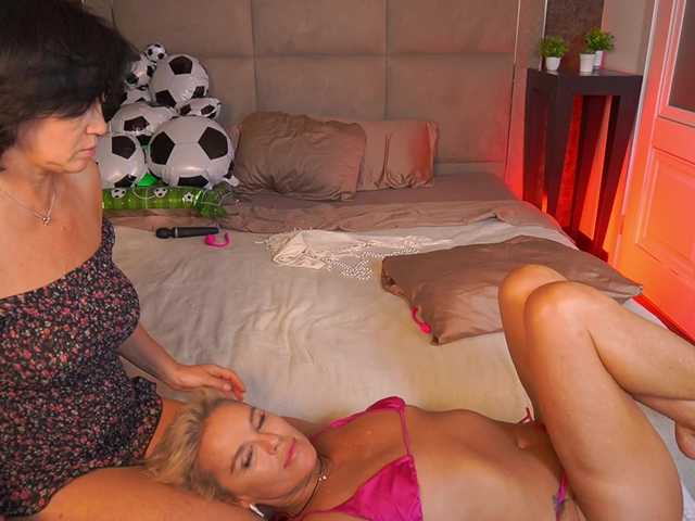 PleasureWeCouple