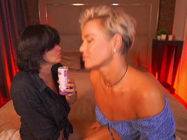 PleasureWeCouple