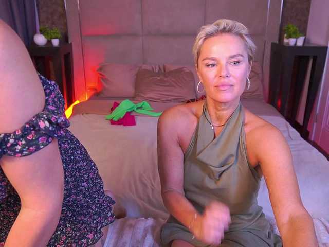 PleasureWeCouple