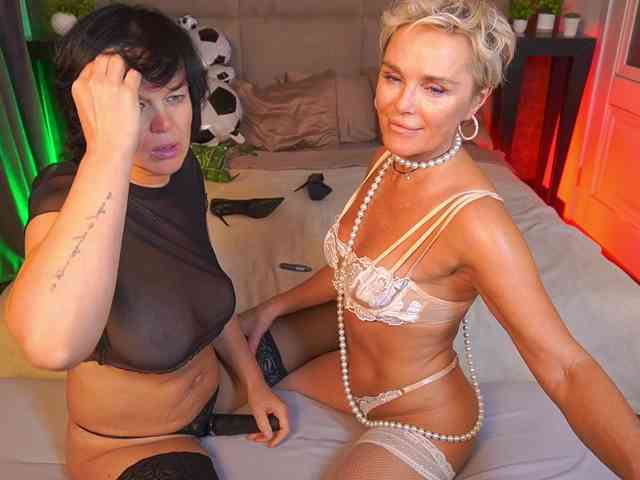 PleasureWeCouple Sex Cam Show