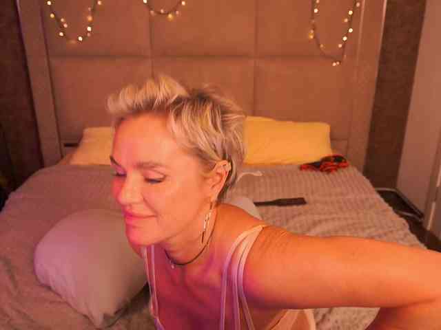 PleasureWeCouple webcam