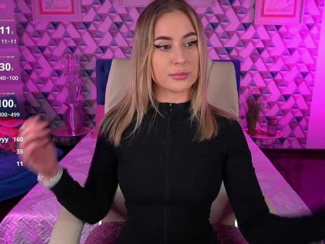 ArolinaNight's BongaCams show and profile