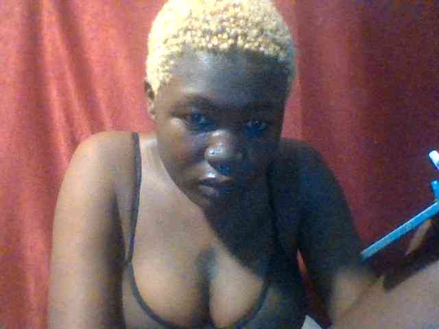 DuchessDeuces webcam