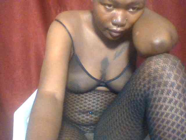 DuchessDeuces webcam