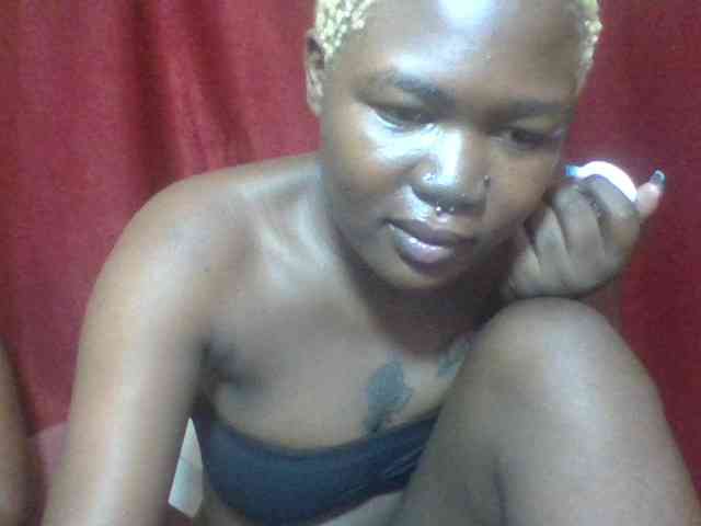 DuchessDeuces webcam