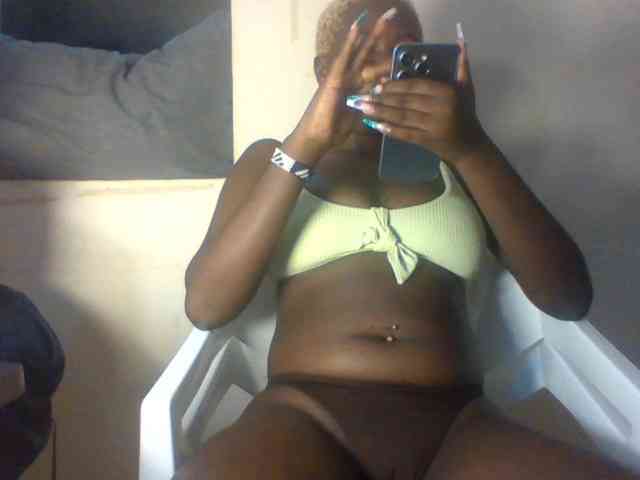 DuchessDeuces webcam