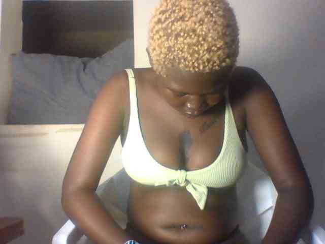 DuchessDeuces webcam