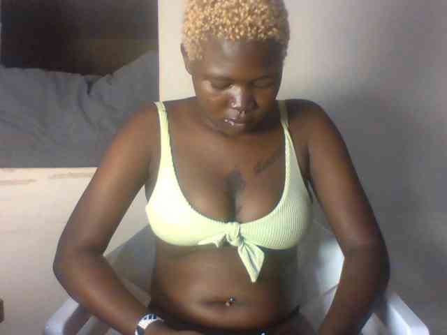 DuchessDeuces webcam