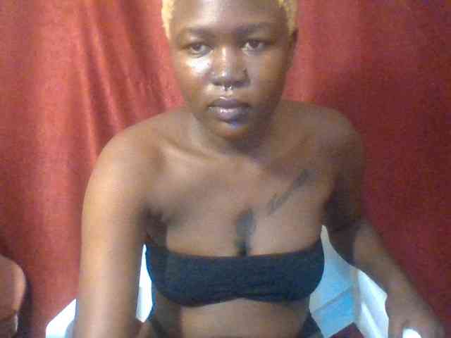 DuchessDeuces webcam