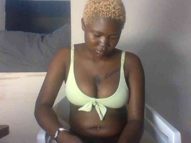 DuchessDeuces webcam