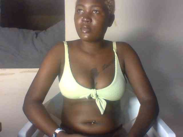 DuchessDeuces webcam