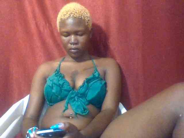 DuchessDeuces webcam