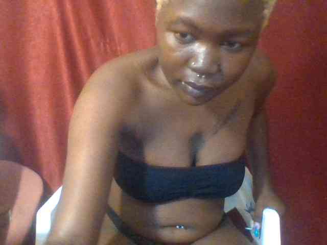 DuchessDeuces webcam