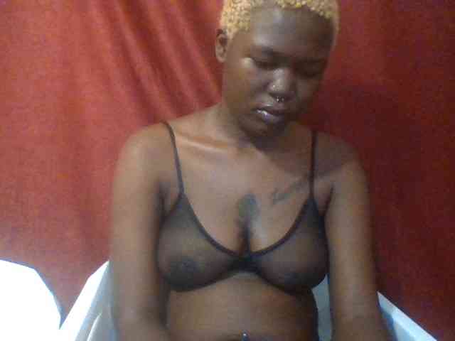 DuchessDeuces webcam